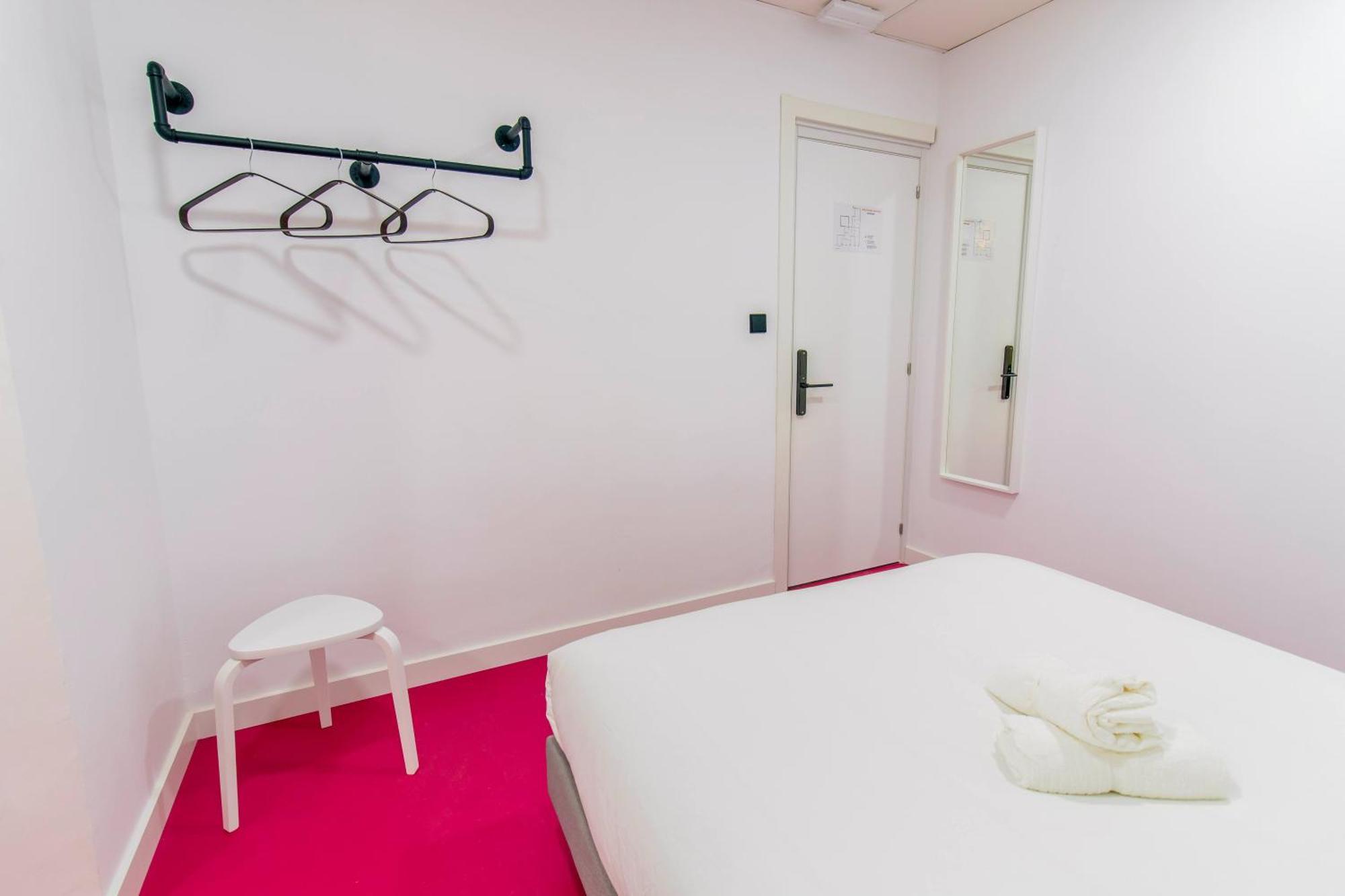 Koala Hostel Mercado อาลิกันเต ภายนอก รูปภาพ