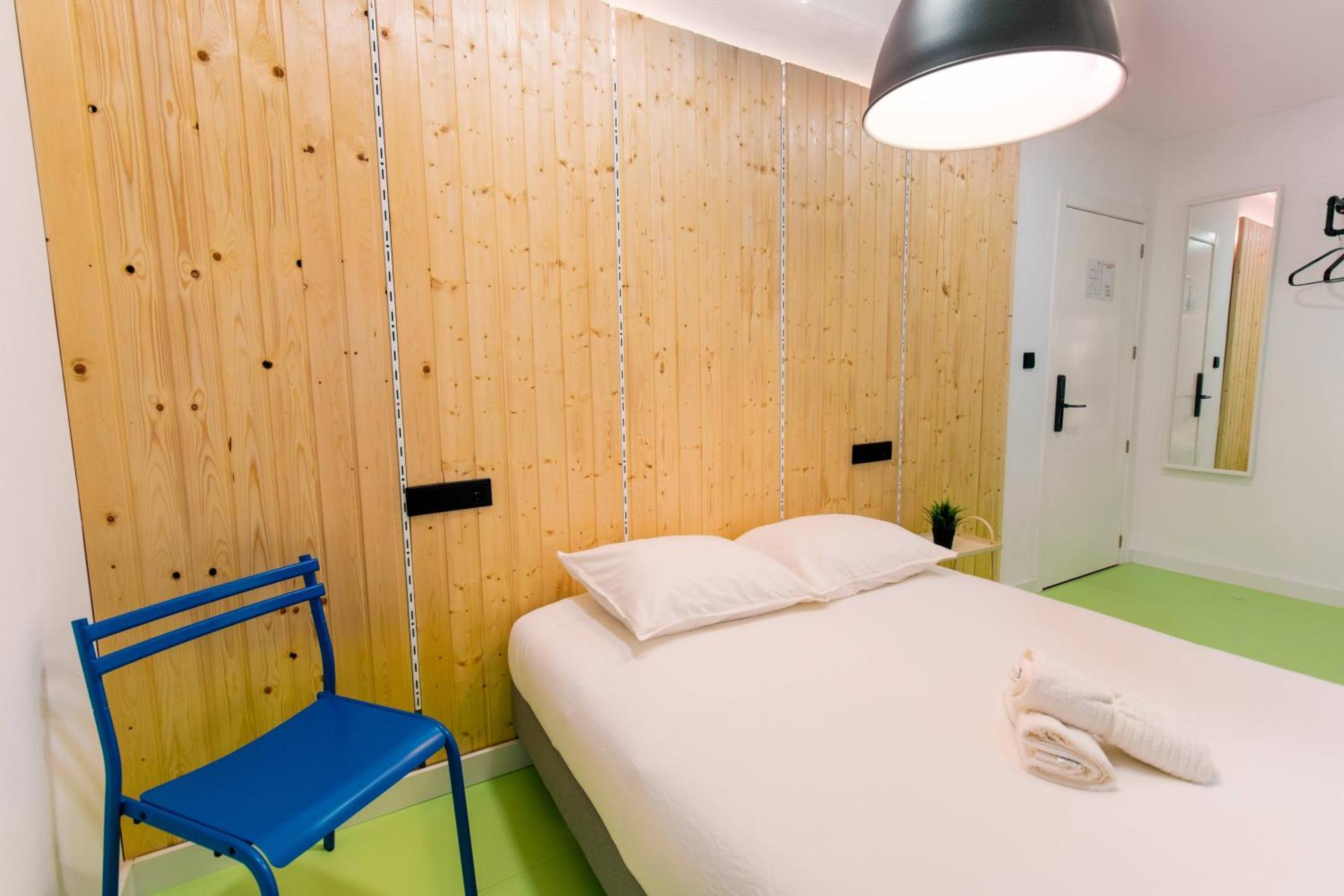 Koala Hostel Mercado อาลิกันเต ภายนอก รูปภาพ